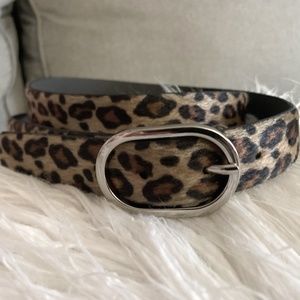 Leopard print belt with silver buckle